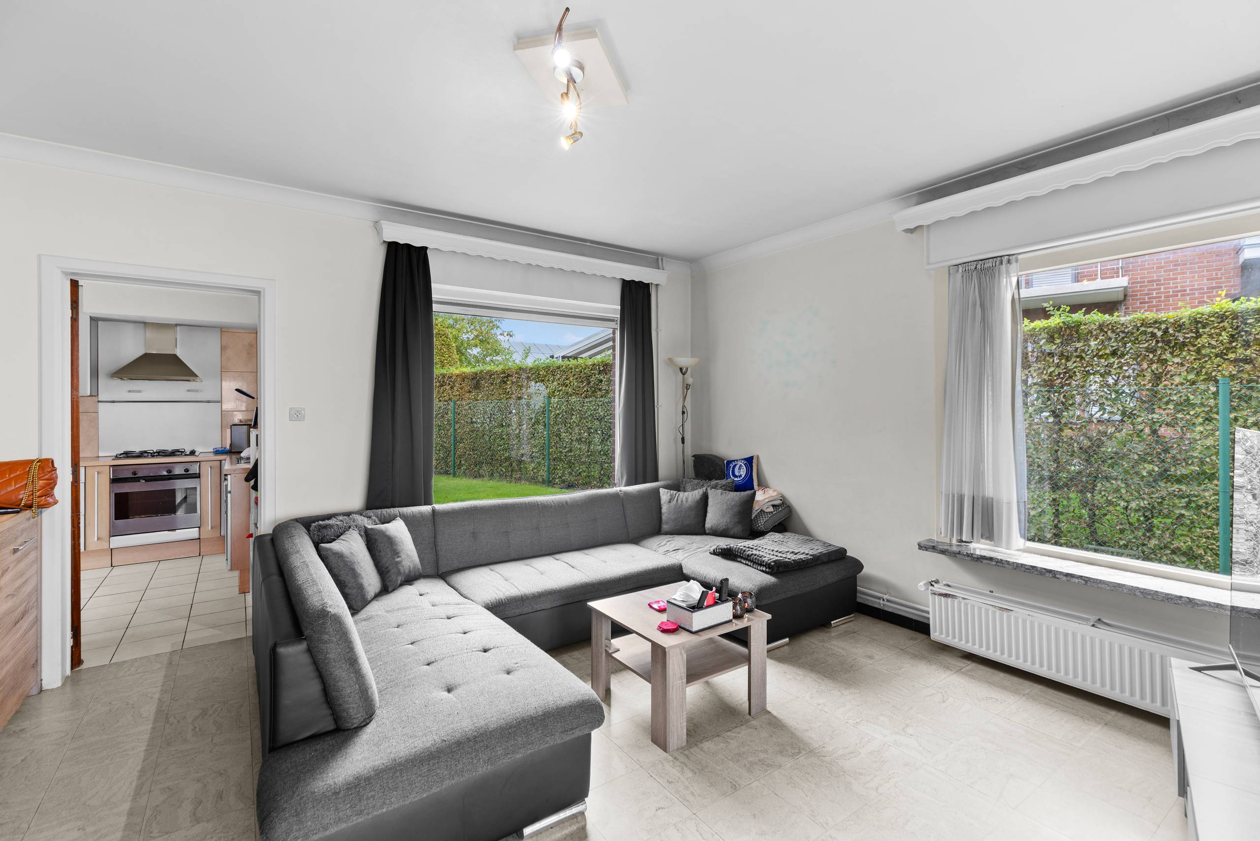 Ruime gezinswoning met 3 slpk & tuin op 619 m² in Oosterzele - foto 4