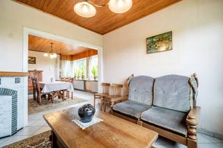 Zoekt u een charmant renovatieproject met ruimte, rust en een strategische ligging? Deze woning op een perceel van maar liefst 12a 86ca biedt...