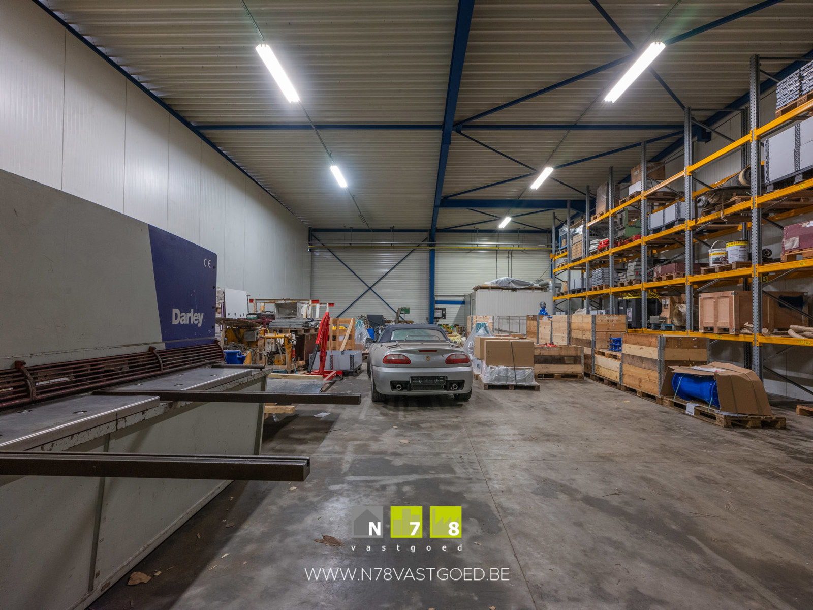 Commercial for rent in Opglabbeek - photo 2