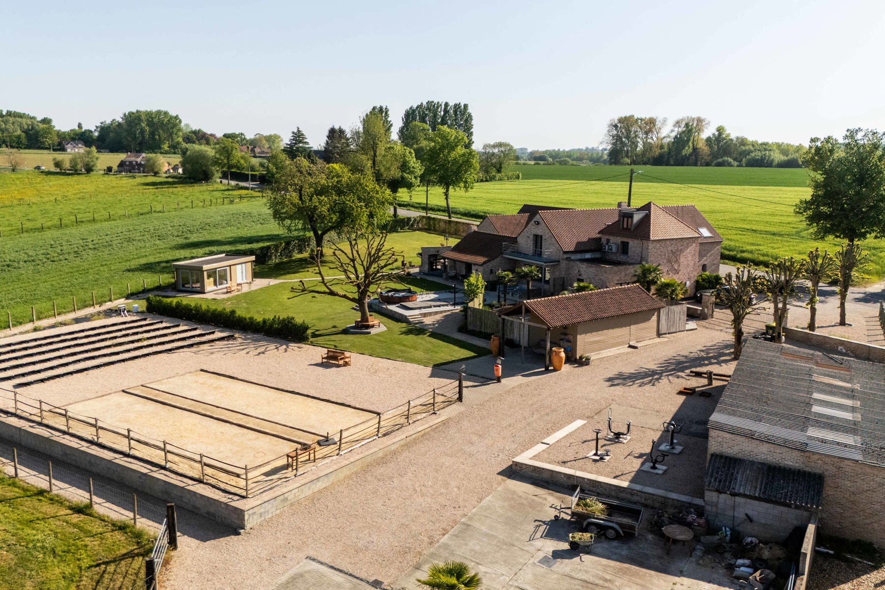 Exclusieve vastgoedparel met 3 vakantiewoningen en wellness - foto 2