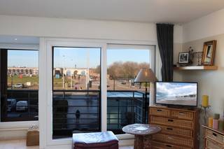 Dit uitzonderlijke appartement combineert comfort, licht en een topligging in het hart van Oostende, met een prachtig zicht op zee en de...