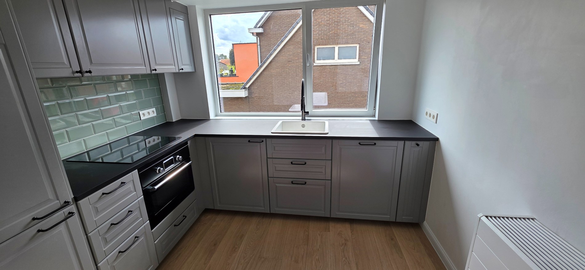 Instapklaar ruim luxe appartement op 1ste verdieping - foto 4