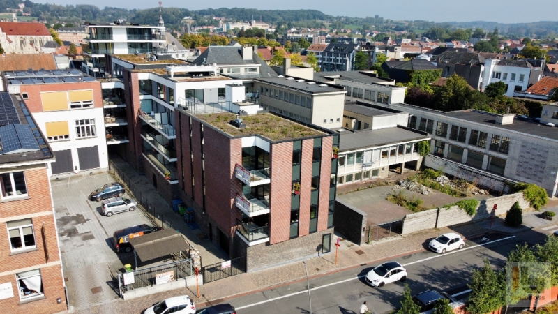 Klassevolle appartementen met terras op de Grote Markt van Ronse - foto 2
