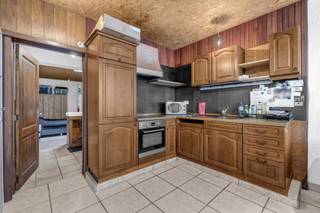 Instapklaar appartement met uitstekende energiescore (EPC A) gelegen in de Savooistraat 33 te Ninove. Dit lichtrijke appartement is momenteel...