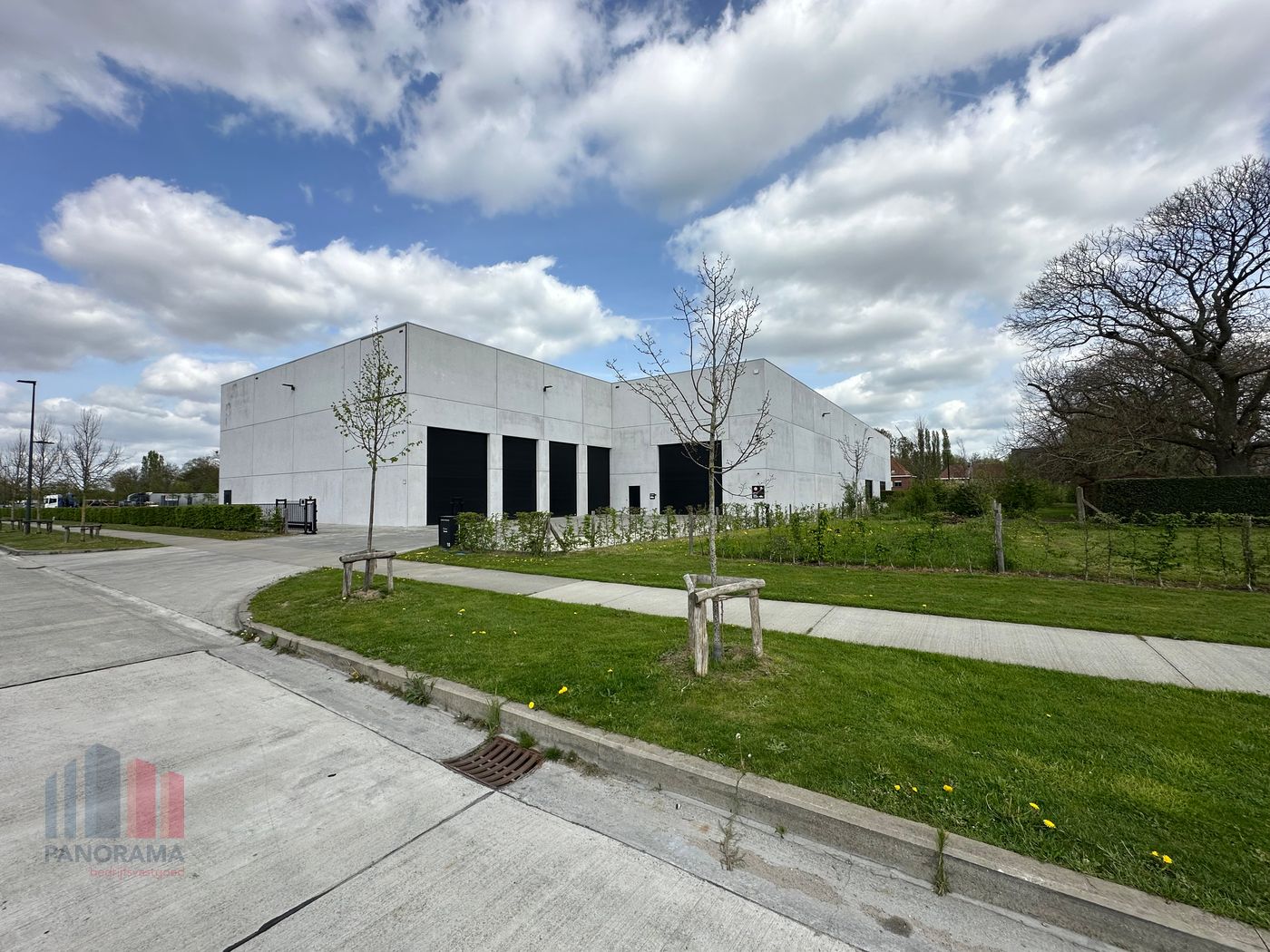 Hoogwaardig en instapklaar bedrijfsgebouw op toplocatie nabij E17 - foto 2