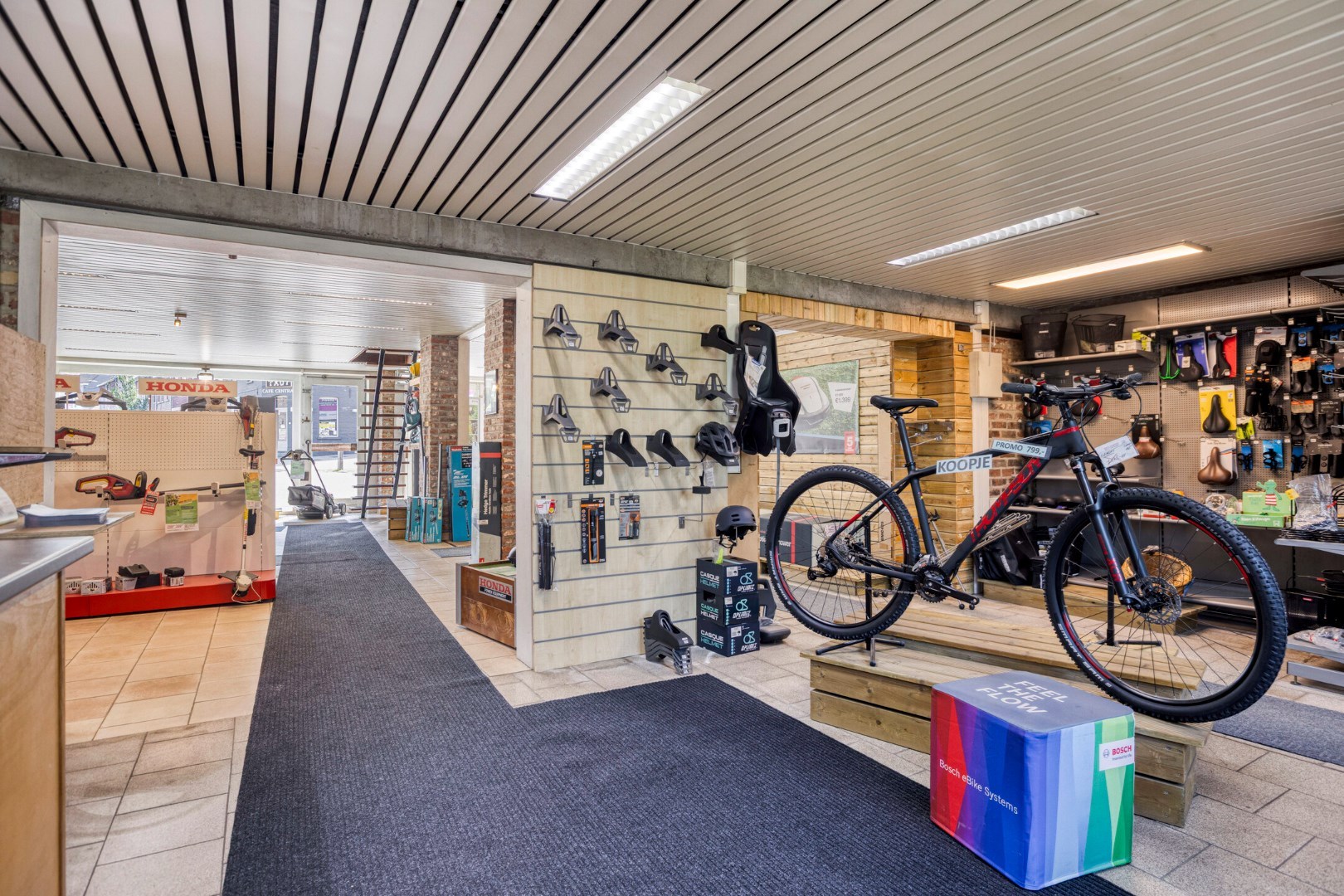 Prachtige handelswoning in centrum Rekkem! - foto 4