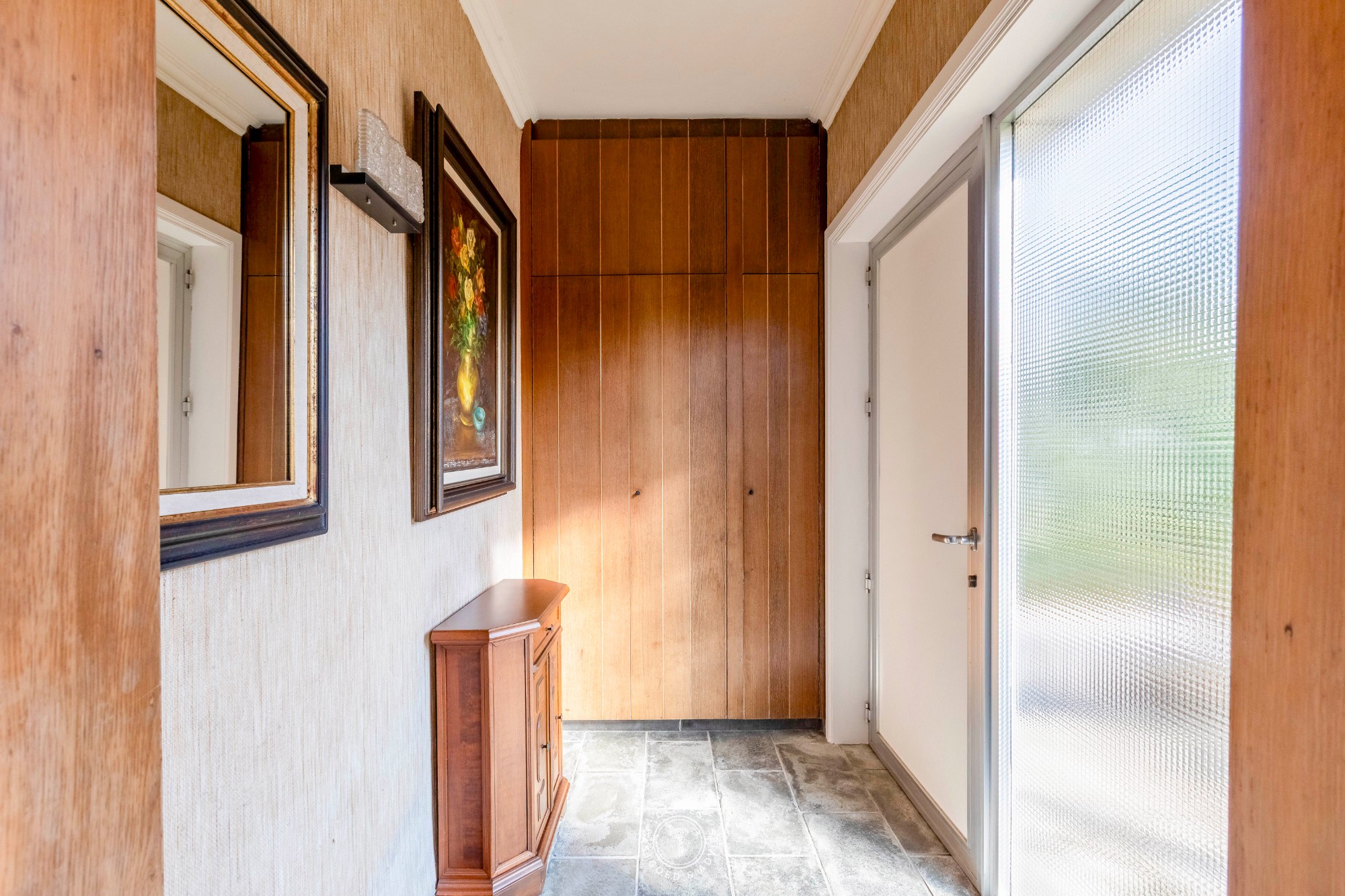 Woning met renovatiepotentieel op gunstige locatie - foto 4