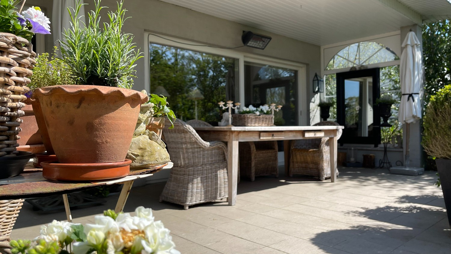 Rustig gelegen luxe-bungalow op een royaal groen perceel van 1.882m² in Tessenderlo - foto 4