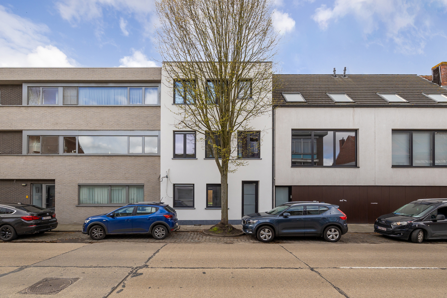 VOLLEDIG GERENOVEERD 1 SLAAPKAMER APPARTEMENT MET TERRAS - foto 1