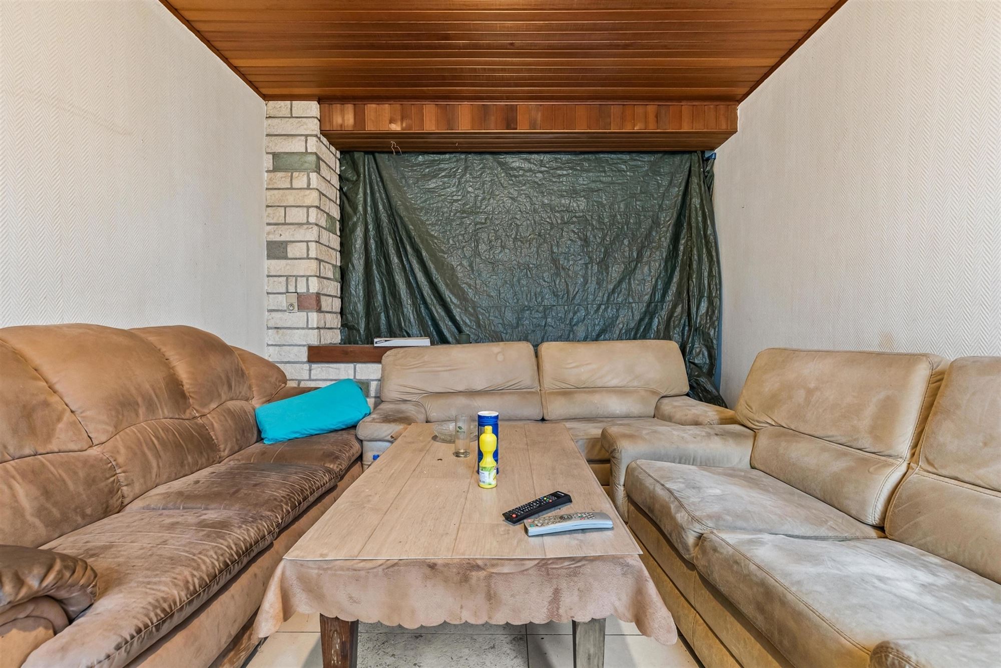 TE RENOVEREN WONING MET TUIN OP CENTRALE LIGGING TE BERINGEN - foto 4