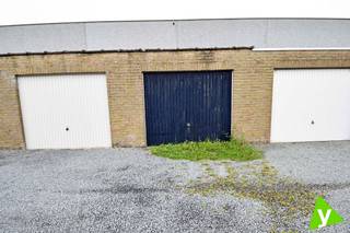 Deze garagebox maakt deel uit van een garagecomplex en is gelegen op 800m van het marktplein.Wenst u meer informatie? Aarzel dan niet ons te...