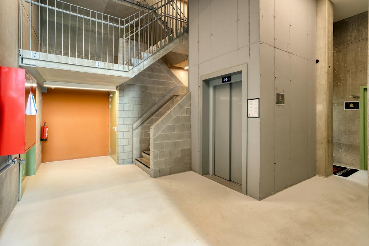 750 m² kantoren, in recent gebouw, te koop in Mol - foto 5