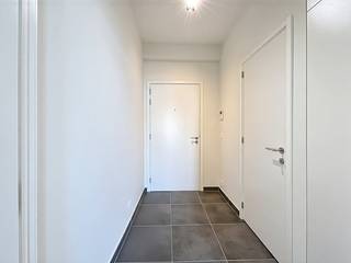 Tour & Taxis - Appartement 1 slaapkamer te huur met ruim overdekt terras (12m²) gelegen naast de nieuwe hotspot 'Gare Maritime'. De centrale...