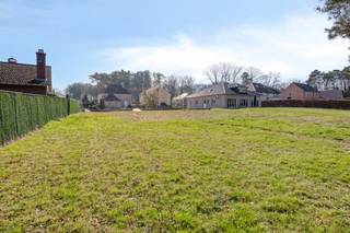 Deze prachtige bouwgrond voor open bebouwing is gelegen in Lummen en biedt een unieke kans om uw droomvilla te realiseren op een perceel van...