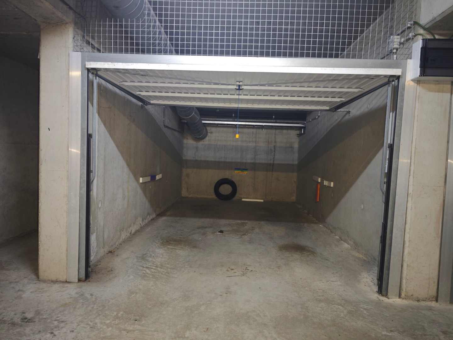 Ondergrondse garagebox nabij haven en vakantiedomein - foto 5