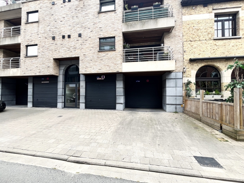 Centrum gelegen app. met 2 slpkms en garage - foto 3