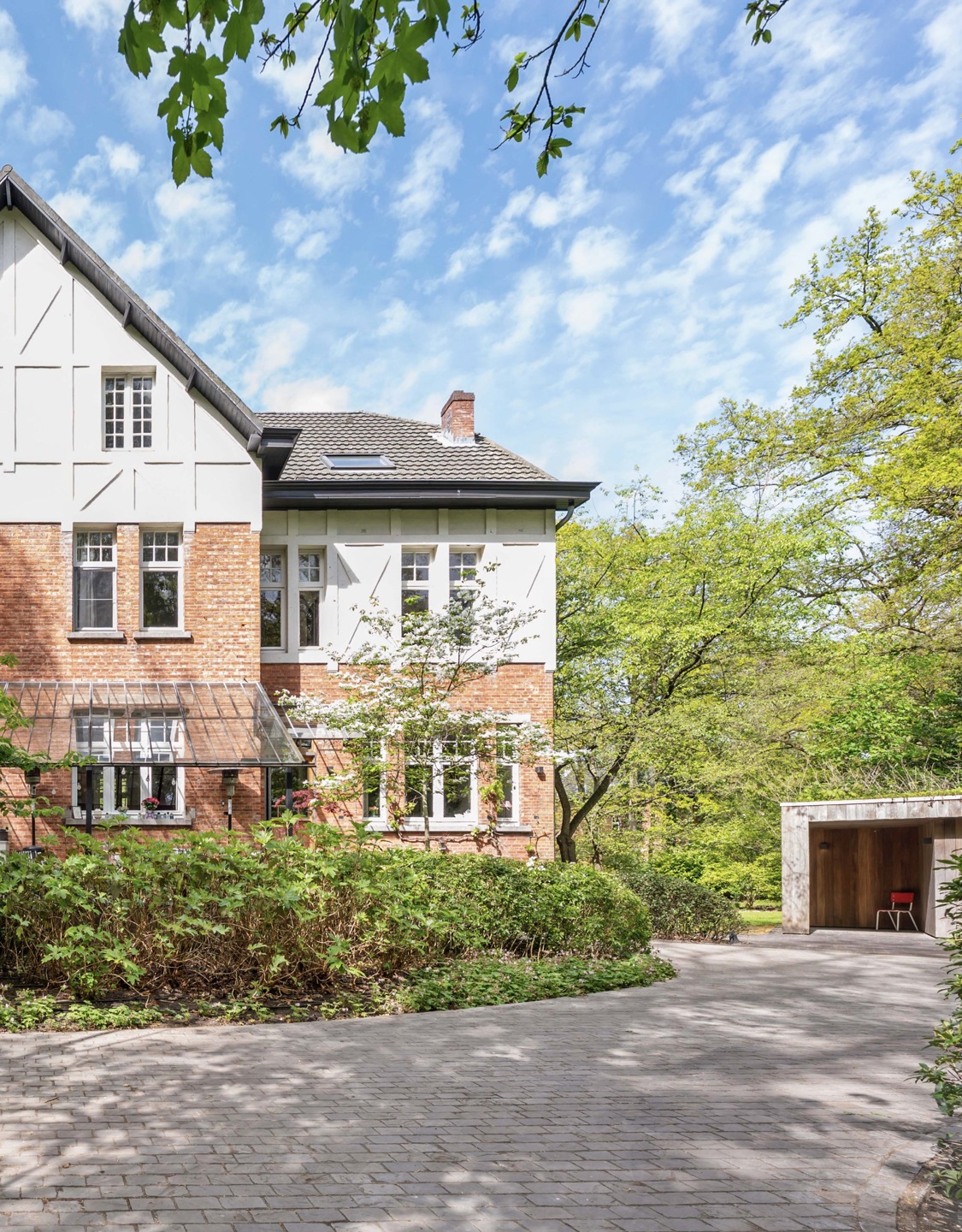BRASSCHAAT-Cottage woning met ruime tuin! - foto 2