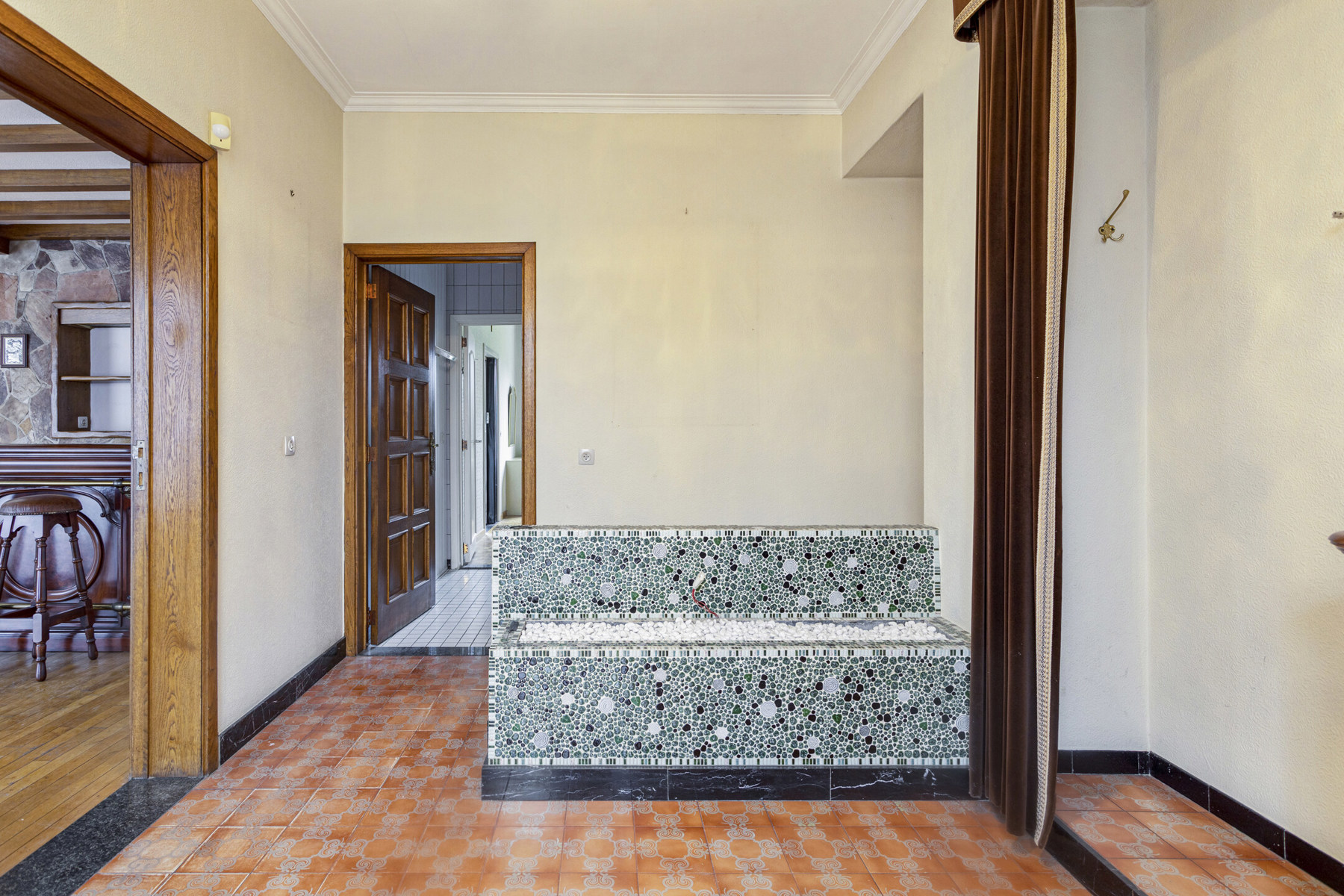 Te renoveren halfopen bebouwing - foto 4