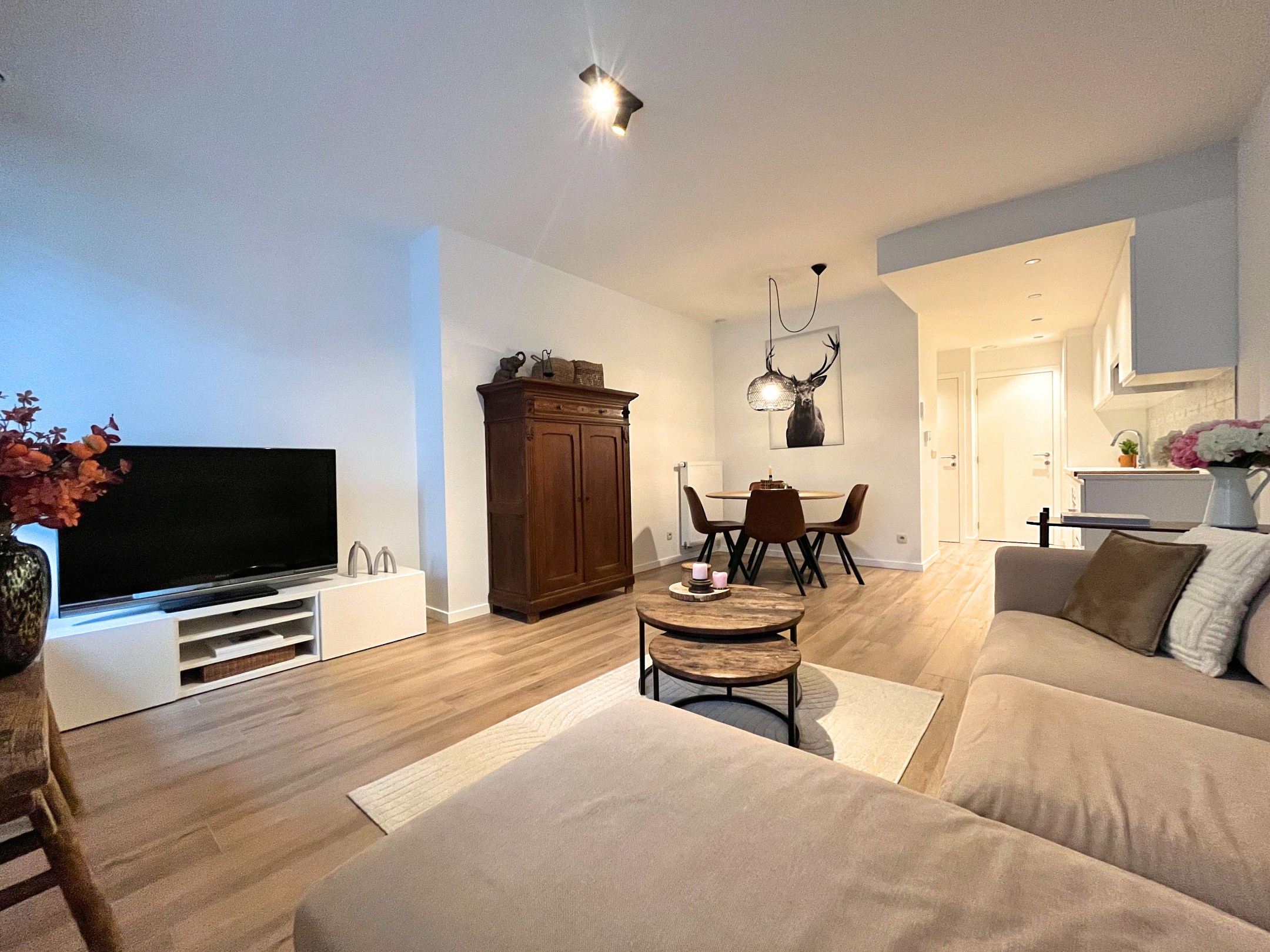 Knap gelijkvloers appartement te Heist-centrum - foto 4