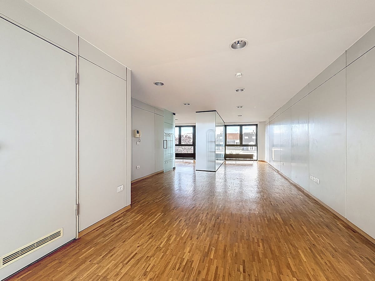 Ruim duplexappartement met 2 slaapkamers te huur in Gent - foto 2