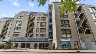 Welkom op de Kapelstraat 21 bus 18 in Genk.Bent u op zoek naar een 2 slaapkamer appartement in Genk centrum?Bent u op zoek naar een appartement dat u...