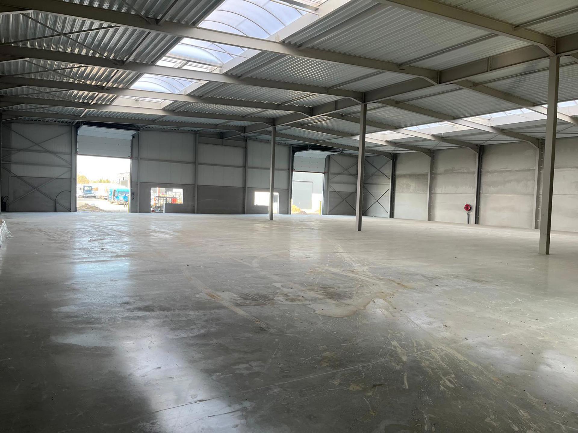Te koop: Magazijn 1.400m² - foto 4
