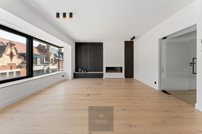 A 115-square-meter luxury apartment, ready to move into, in a prime location near Nieuwpoort’s market square. - photo 3