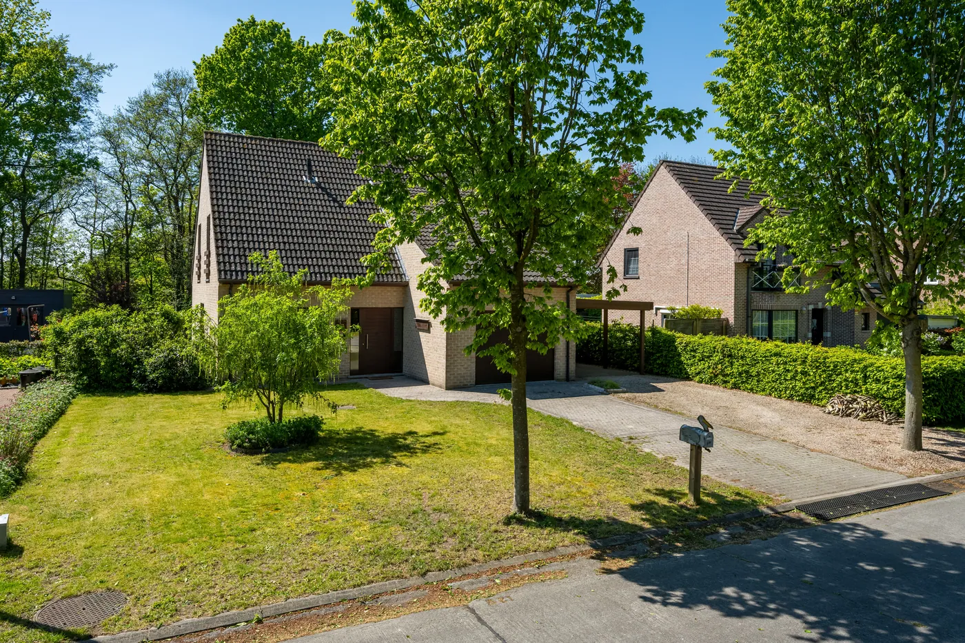 Ruime, lichtrijke gezellige woning in Merelbeke met prachtige tuin  – jouw ideale thuis wacht hier! - foto 2