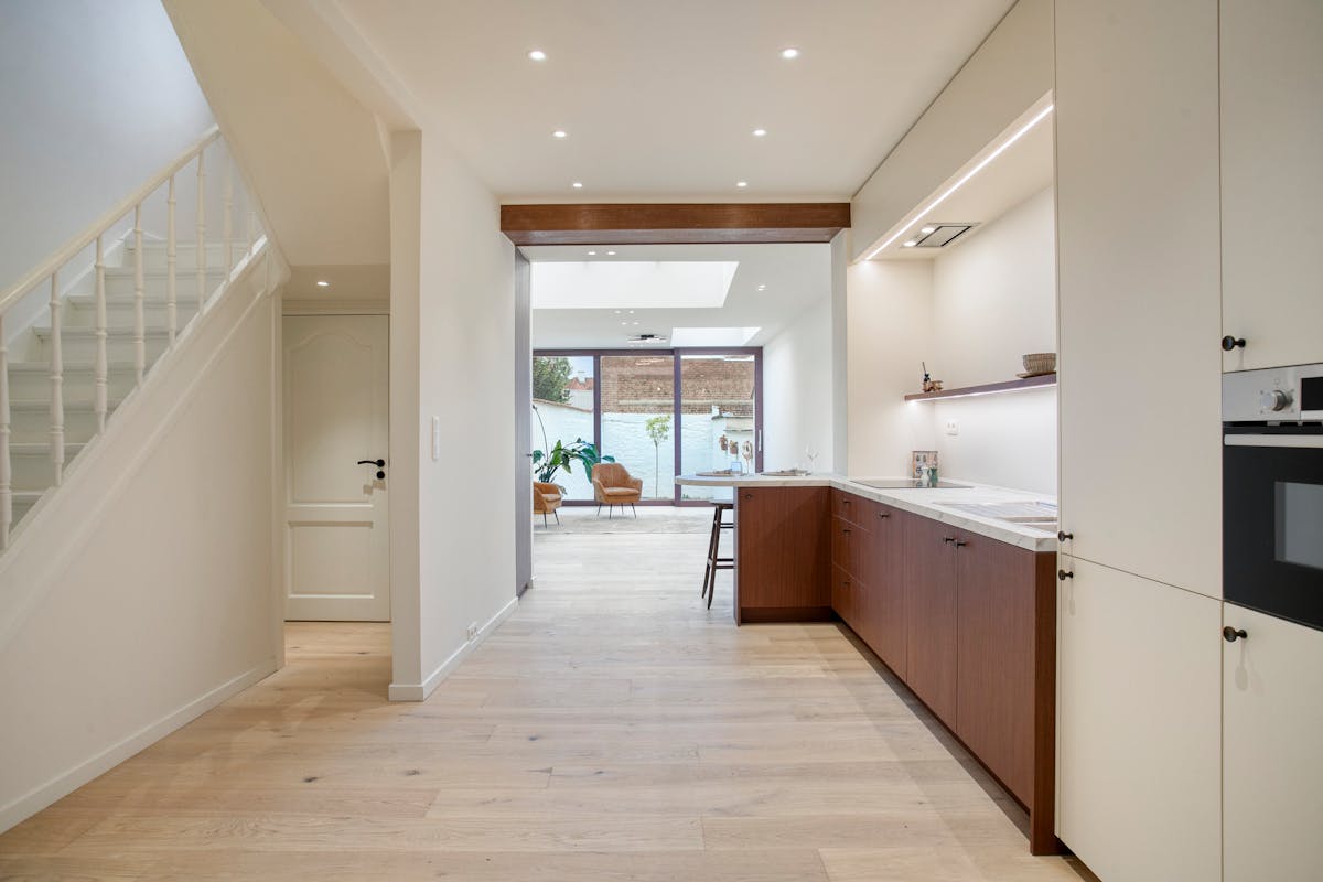  Prachtig vernieuwde woning te koop in centrum Kortrijk - foto 3