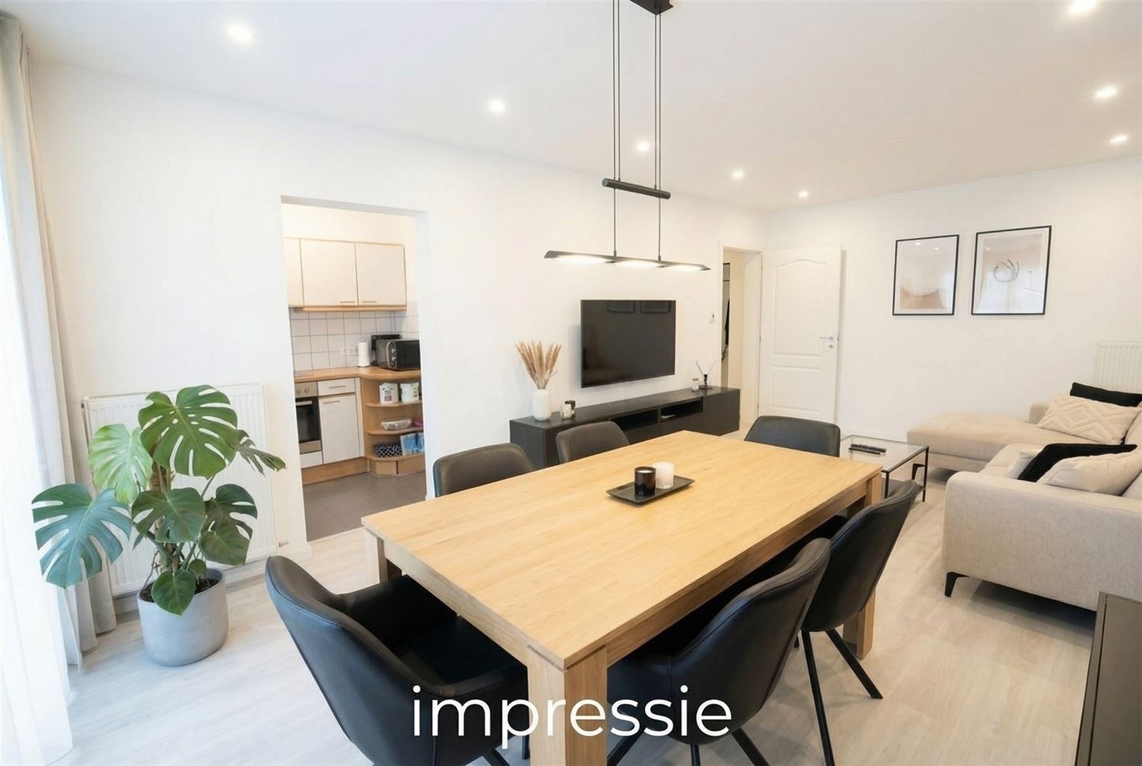 Gelijkvloers appartement met tuintje en fietsenberging - foto 2