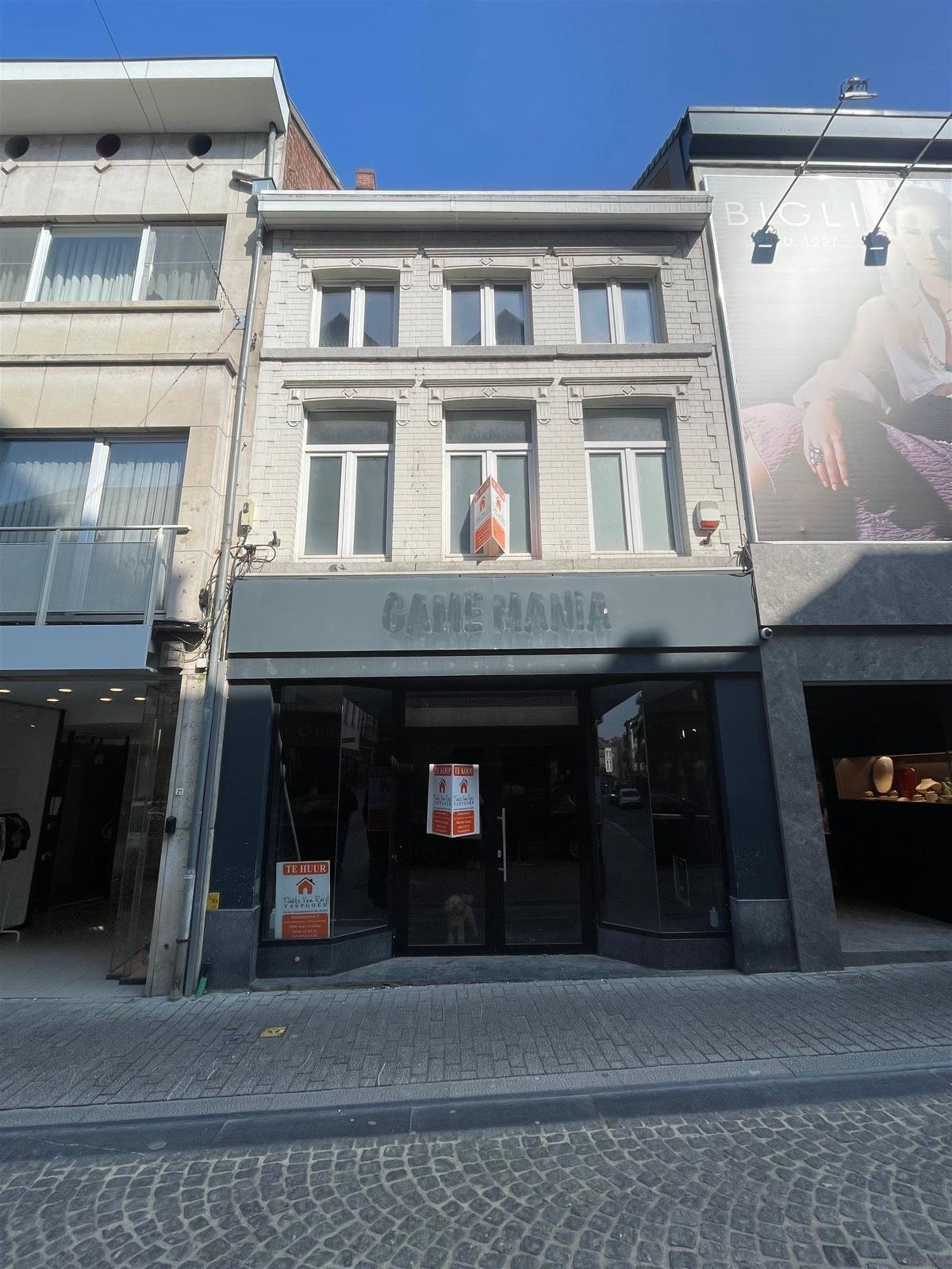 Commercial à vendre à Saint-Trond - photo 1