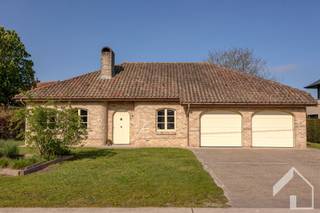 Charmant bâtiment ouvert de style espagnol sur un site verdoyant de premier ordre à Broechem !A la recherche d'espace, de tranquillité et de...