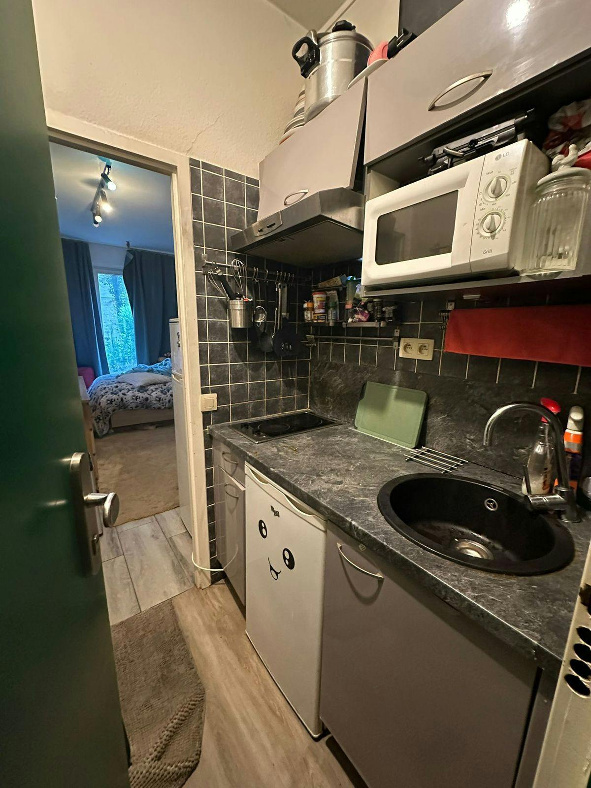 Unieke kans in Sint-Gillis! Centraal gelegen studio (23 m²) - foto 5