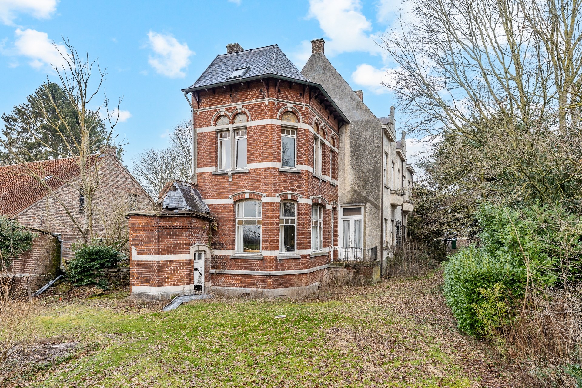 Uniek renovatieproject met authentieke ziel en ruime woonoppervlakte - foto 2