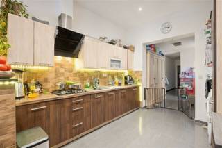 Immeuble de rapport à vendre - Entièrement rénové, emplacement de choix près de Plantin Moretuslei & Gare centrale Anvers Cet immeuble de rapport...