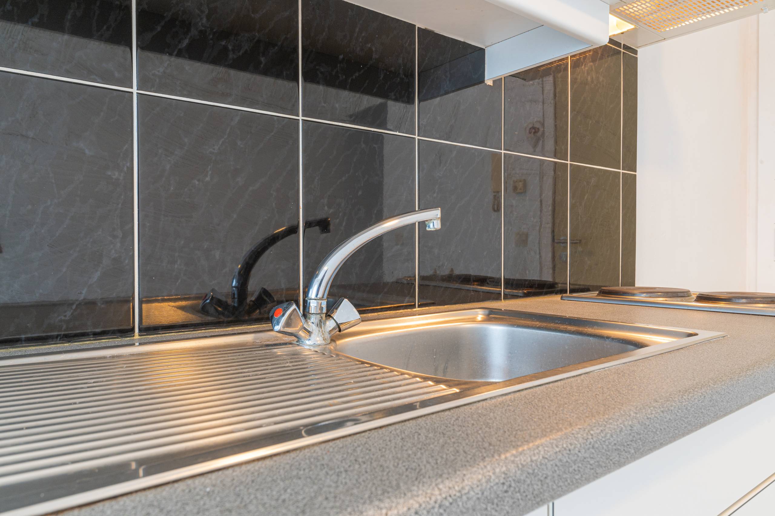 Gelijkvloers appartement met garage nabij centrum Kemzeke! - foto 4