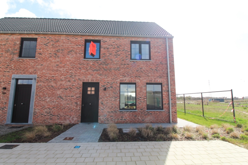Ruime nieuwbouwwoning te Roeselare - foto 2