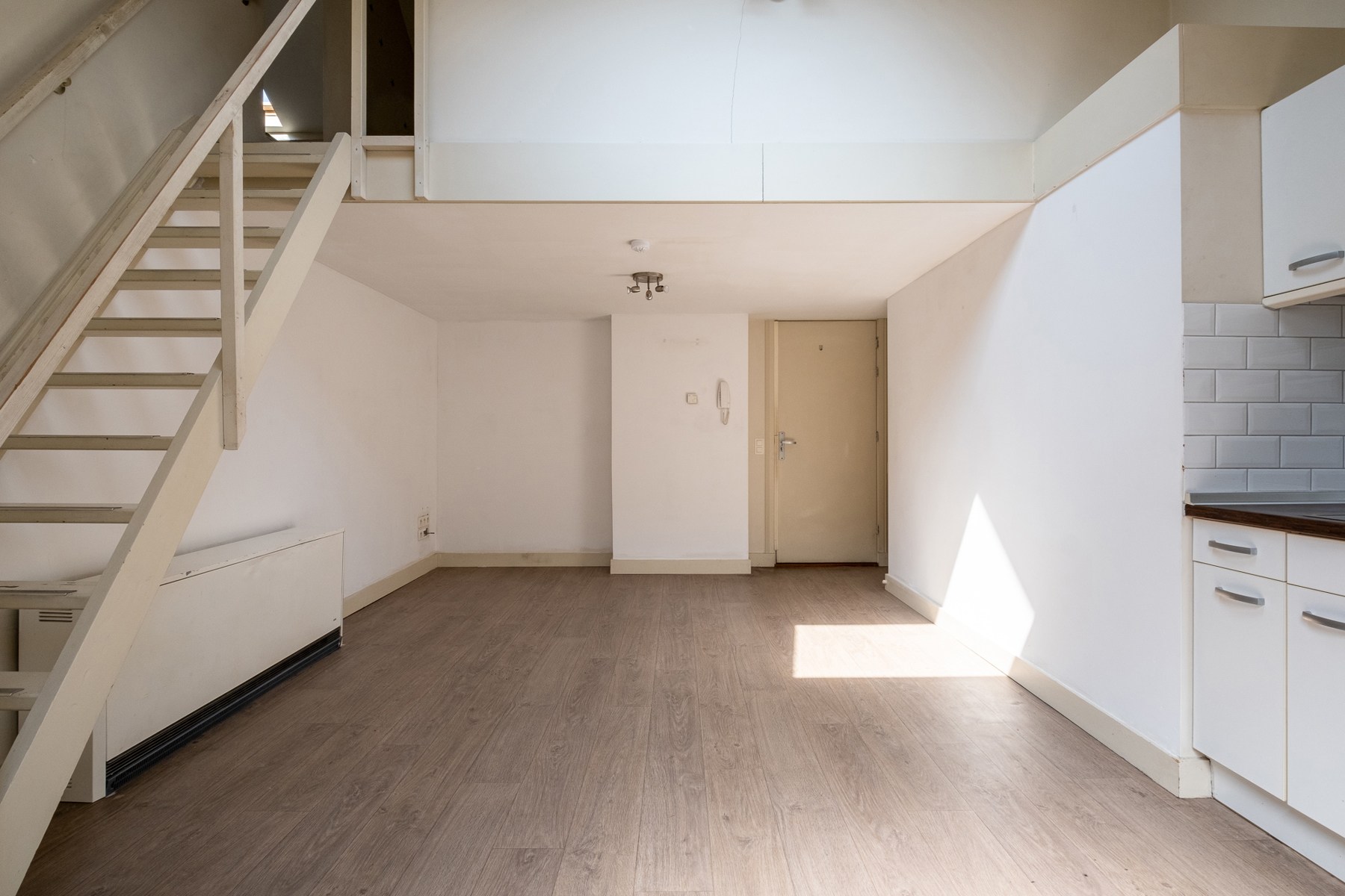 Apartment for rent in Antwerp with 1 bedroom - photo 2