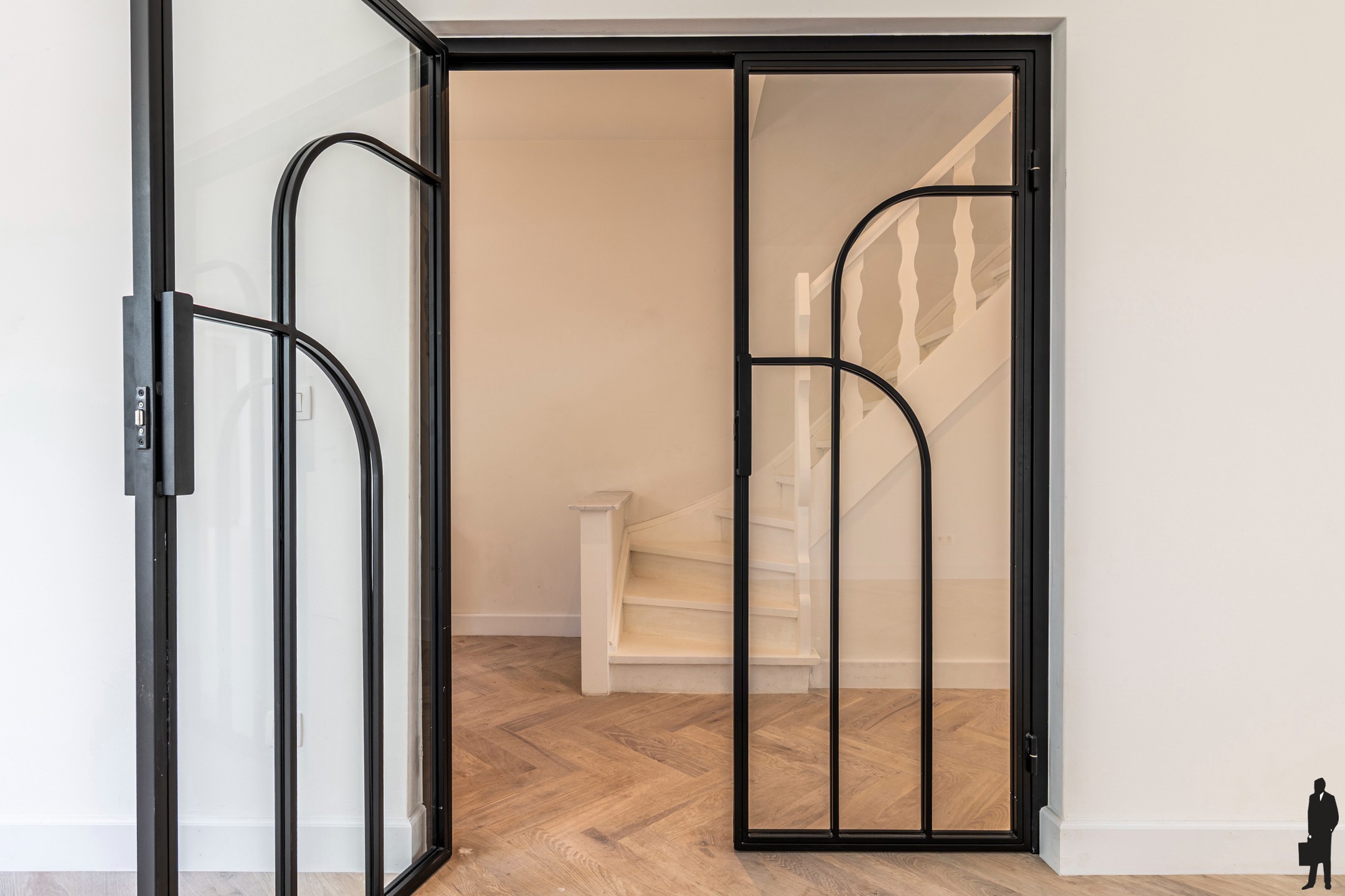 Luxueus gerenoveerde gezinswoning in de gegeerde Elsdonkwijk - foto 5