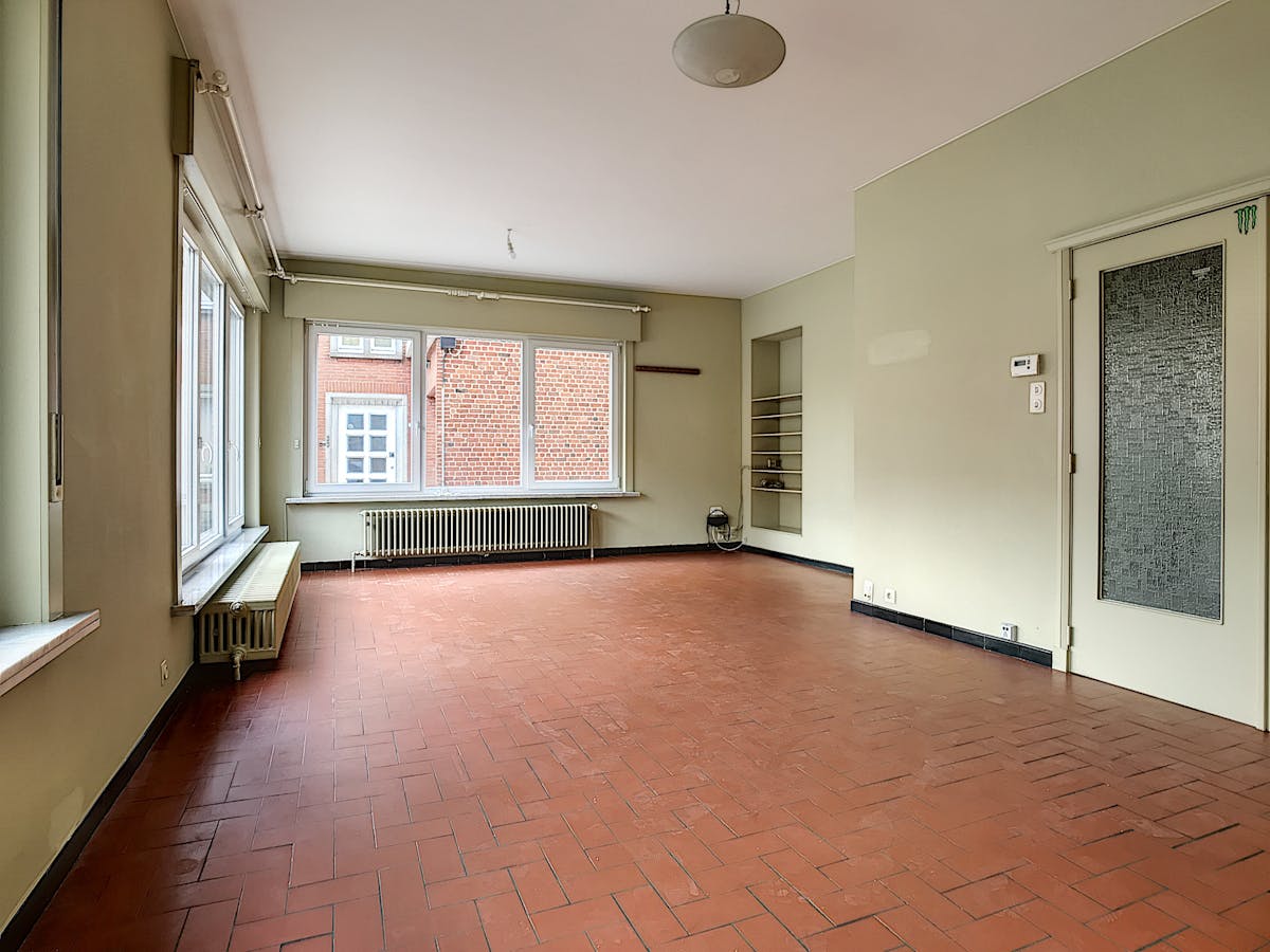 Ground floor apartment with parking space for rent in Ypres - photo 3