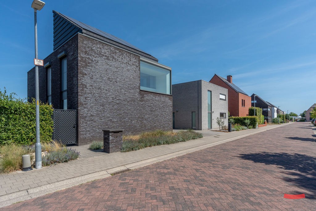 Huis te koop in Oud-Turnhout met 4 slaapkamers - foto 3