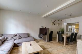 VERRASSEND, INSTAPKLARE EENGEZINSWONING MET OPMERKELIJKE MULTIFUNCTIONELE RUIMTE TE VLIERMAAL*** Bekijkt U deze woning via een aanverwante website?...